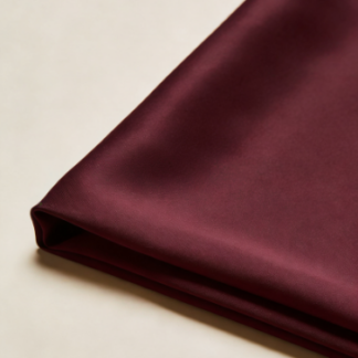 SATEN C/SPANDEX MALBEC 1.50